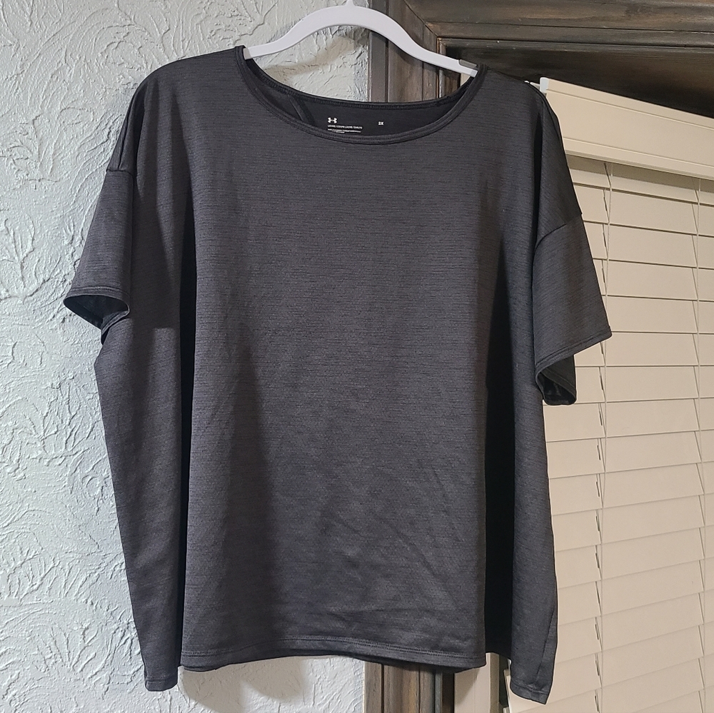 Under Armour HeatGear women's workout shirt featuring an open-back 2x